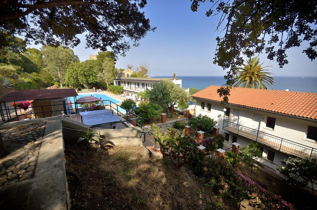 Blue Beach Bussana Nuova Extérieur photo